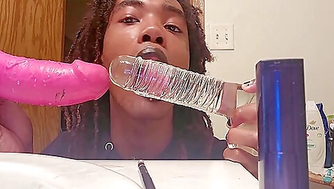 Ebony hottie enjoys a footjob on her gaped asshole