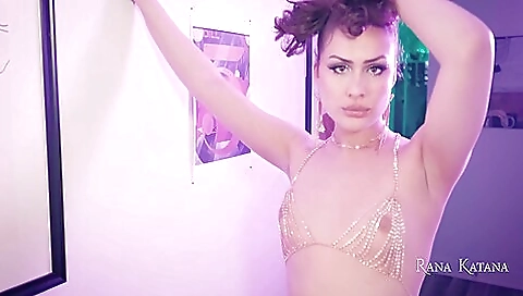 Big ass brunette enjoys a solo anal fuck with a dildo