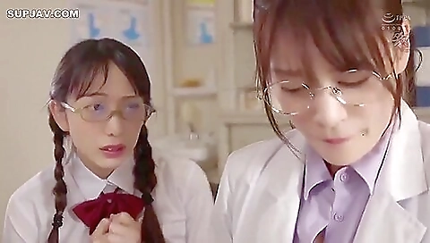 Busty japanese teen is a big booty and a very good ass